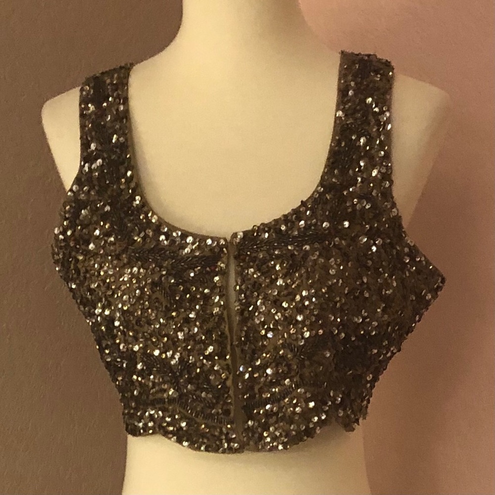 Thistlepearl Revolve bronze sequin beaded holiday nye cropped vest size S GUC